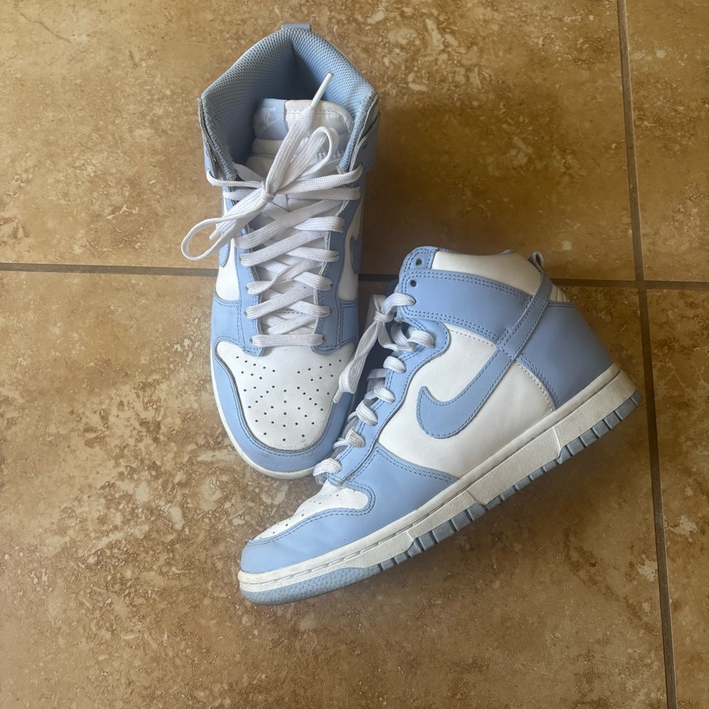 Nike High-Top Sneakers in Light Blue and White